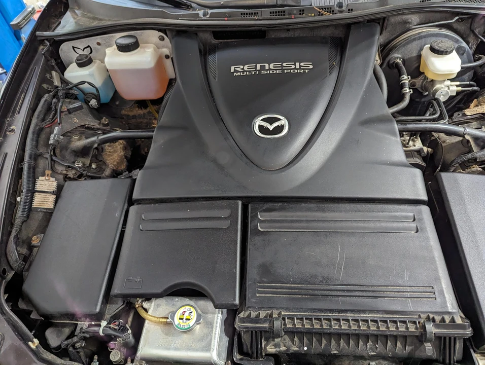 2005 Mazda RX-8 1st Gen - Image 30 of 31