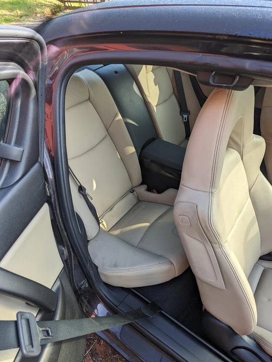 2005 Mazda RX-8 1st Gen - Image 28 of 31