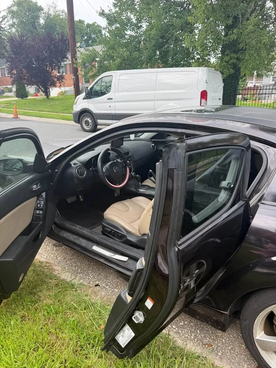 2005 Mazda RX-8 1st Gen - Image 12 of 16