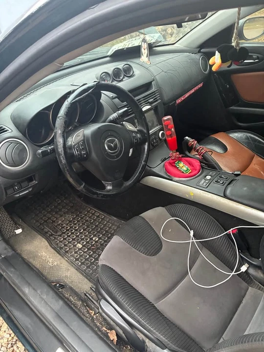 2005 Mazda RX-8 1st Gen - Image 7 of 12