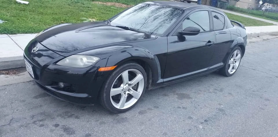 2005 Mazda RX-8 1st Gen - Image 2 of 3