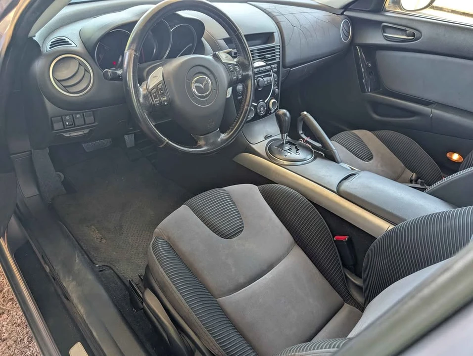 2005 Mazda RX-8 1st Gen - Image 2 of 2
