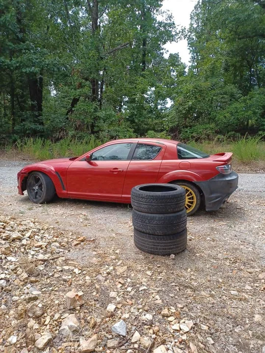 2005 Mazda RX-8 1st Gen - Image 2 of 4