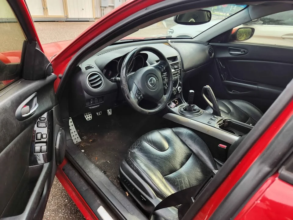 2005 Mazda RX-8 1st Gen - Image 5 of 11