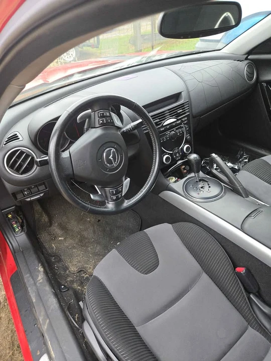 2005 Mazda RX-8 1st Gen - Image 17 of 18