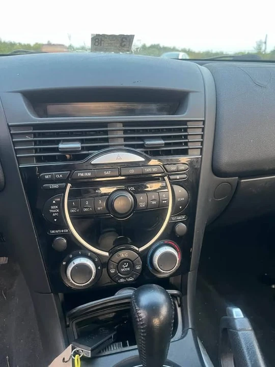 2005 Mazda RX-8 1st Gen - Image 9 of 10