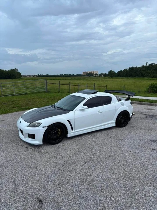 2005 Mazda RX-8 1st Gen - Image 2 of 5