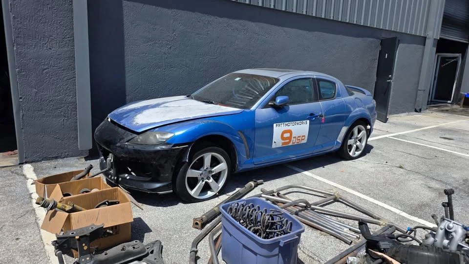 2005 Mazda RX-8 1st Gen - Image 2 of 20