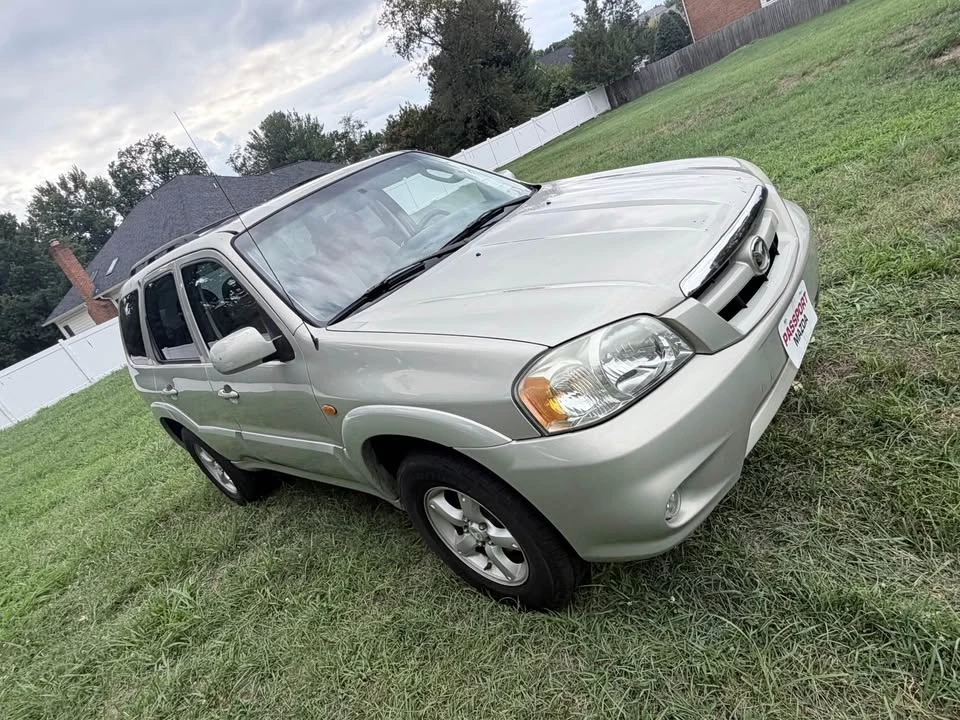 2005 Mazda - Image 9 of 13
