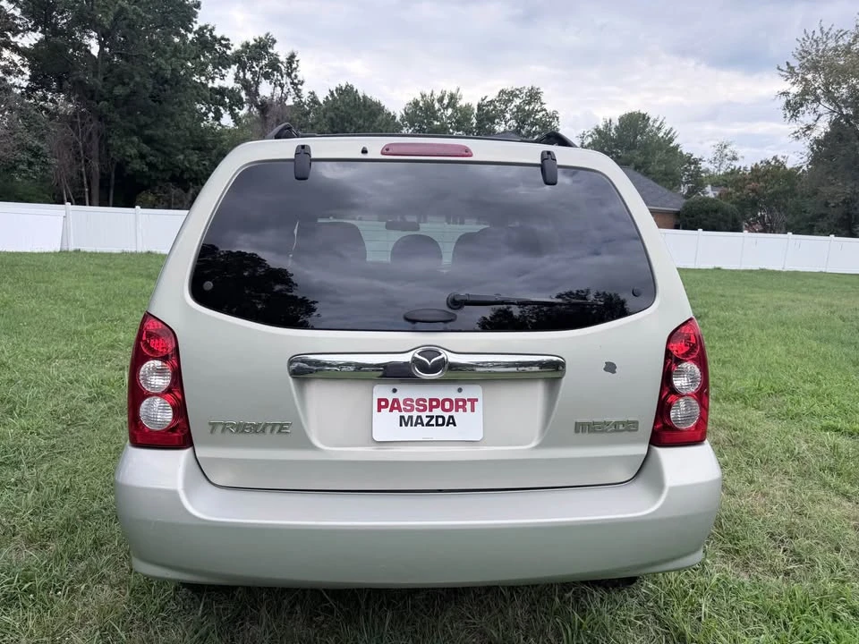 2005 Mazda - Image 3 of 13