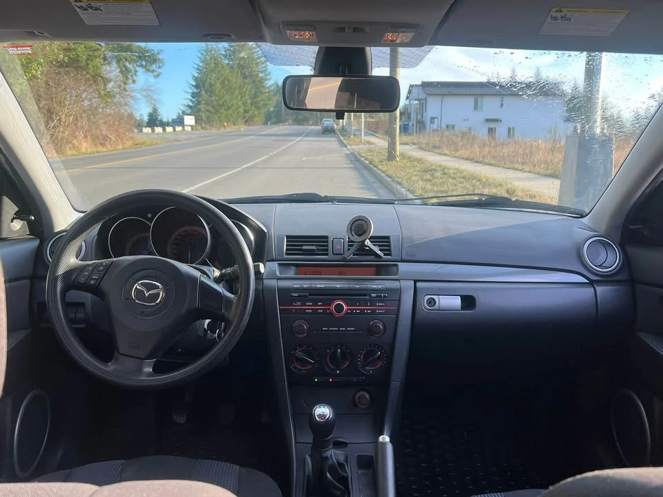 2005 Mazda Mazda 3 1st Gen - Image 6 of 9