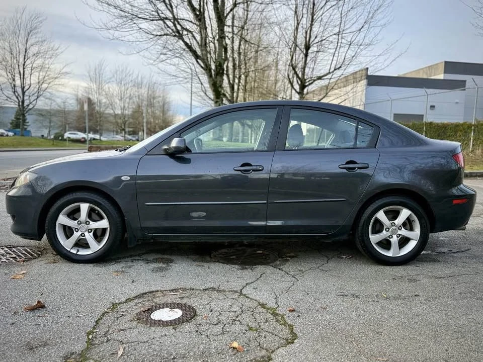 2005 Mazda Mazda 3 1st Gen - Image 7 of 10