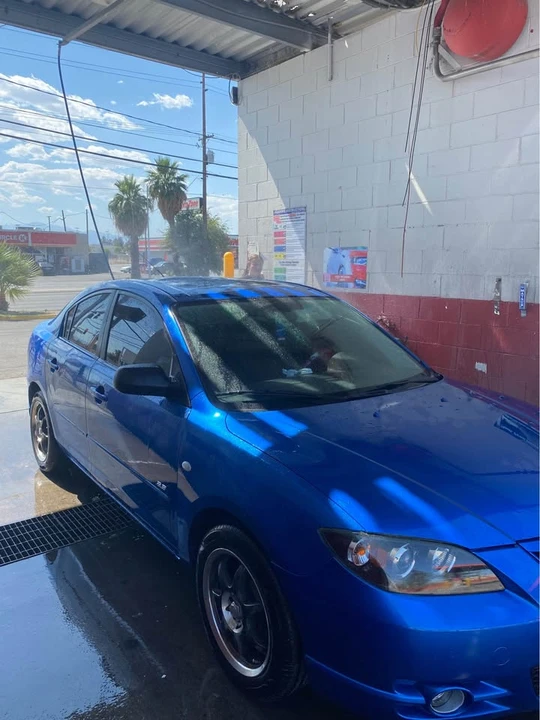 2005 Mazda Mazda 3 1st Gen - Image 3 of 7