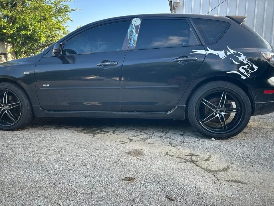 2005 Mazda Mazda 3 1st Gen - Image 4 of 4