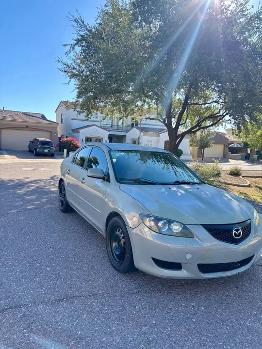 2005 Mazda Mazda 3 1st Gen - Image 3 of 12