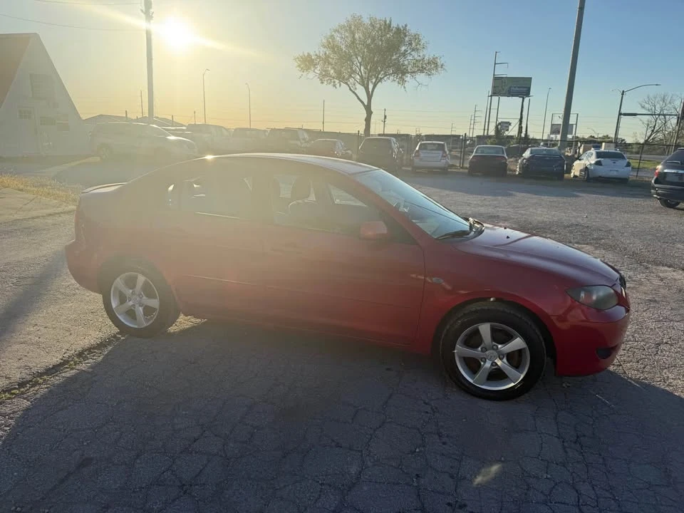 2005 Mazda Mazda 3 1st Gen - Image 10 of 20