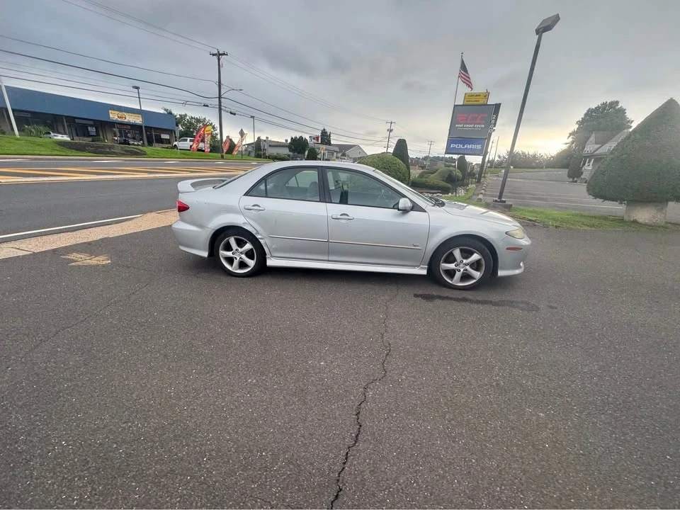 2005 Mazda Mazda 3 1st Gen - Image 3 of 15
