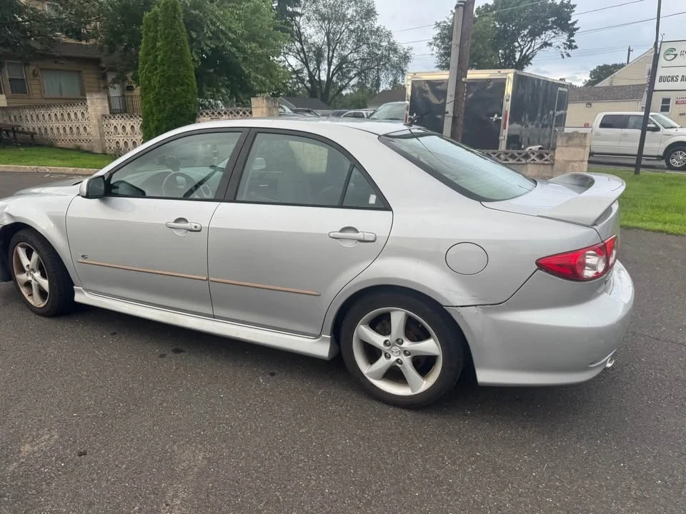 2005 Mazda Mazda 3 1st Gen - Image 9 of 15