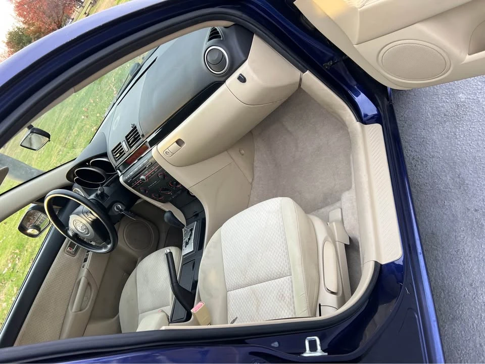 2005 Mazda Mazda 3 1st Gen - Image 6 of 9