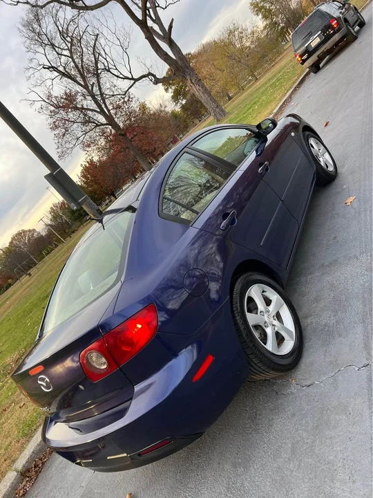 2005 Mazda Mazda 3 1st Gen - Image 4 of 9