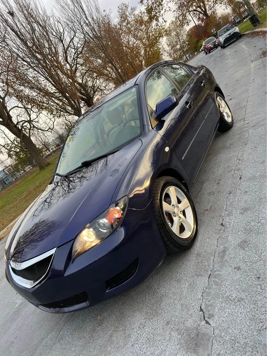 2005 Mazda Mazda 3 1st Gen - Image 5 of 9