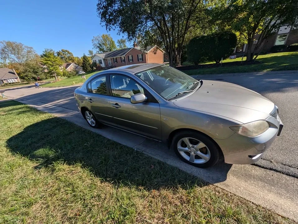 2005 Mazda Mazda 3 1st Gen - Image 7 of 18