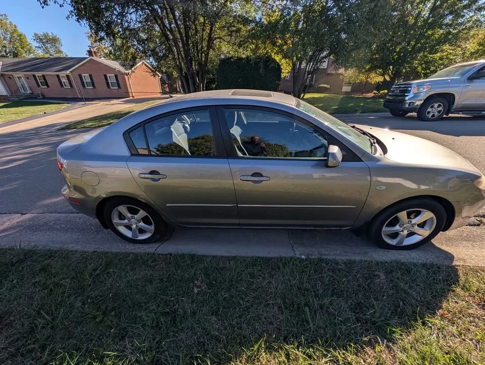 2005 Mazda Mazda 3 1st Gen - Image 6 of 18