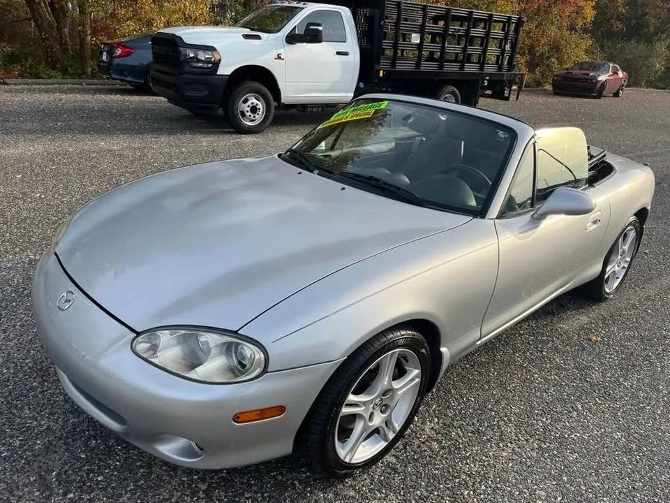 2005 Mazda NB MX-5 Miata - Image 3 of 8