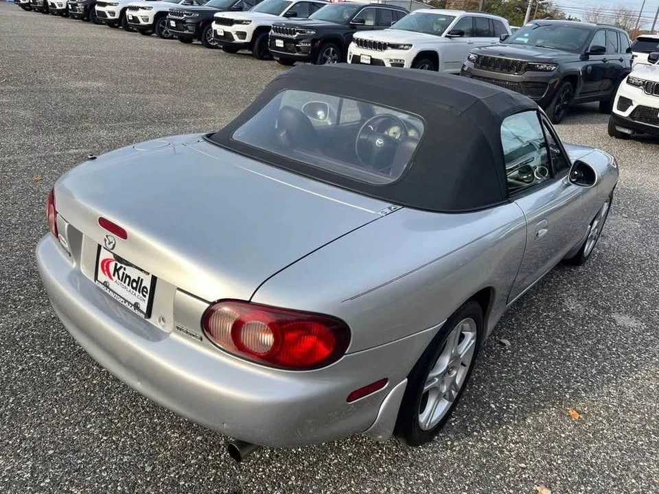 2005 Mazda NB MX-5 Miata - Image 7 of 8