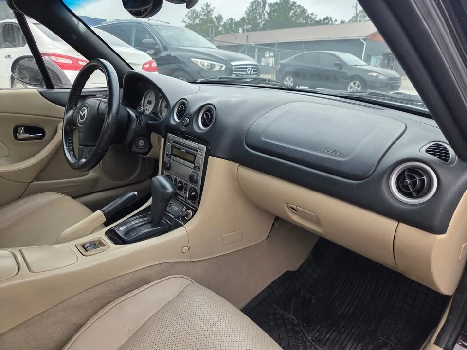 2005 Mazda NB MX-5 Miata - Image 12 of 13