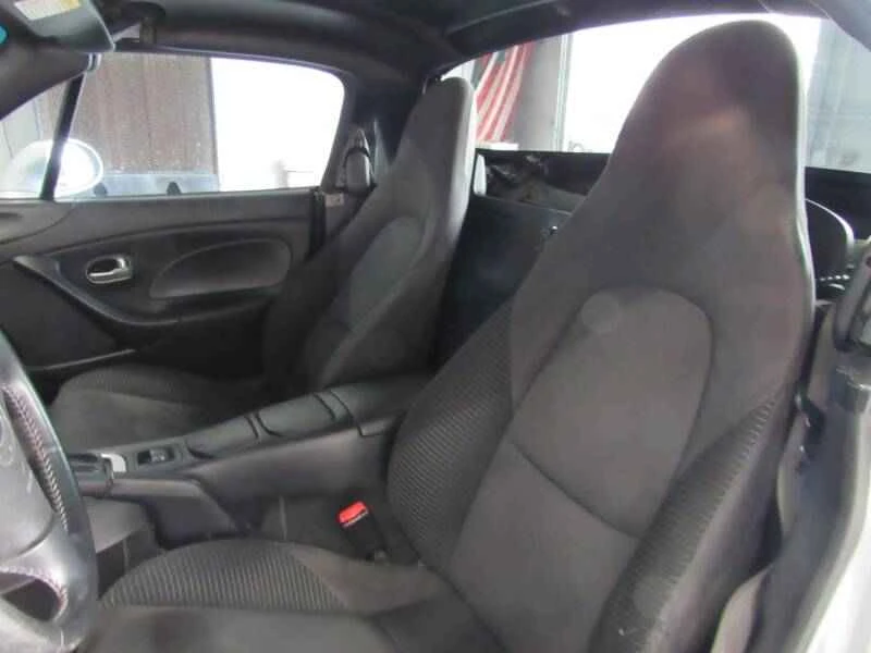 2005 Mazda NB MX-5 Miata - Image 6 of 8