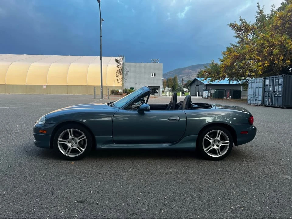 2005 Mazda NB MX-5 Miata - Image 5 of 10