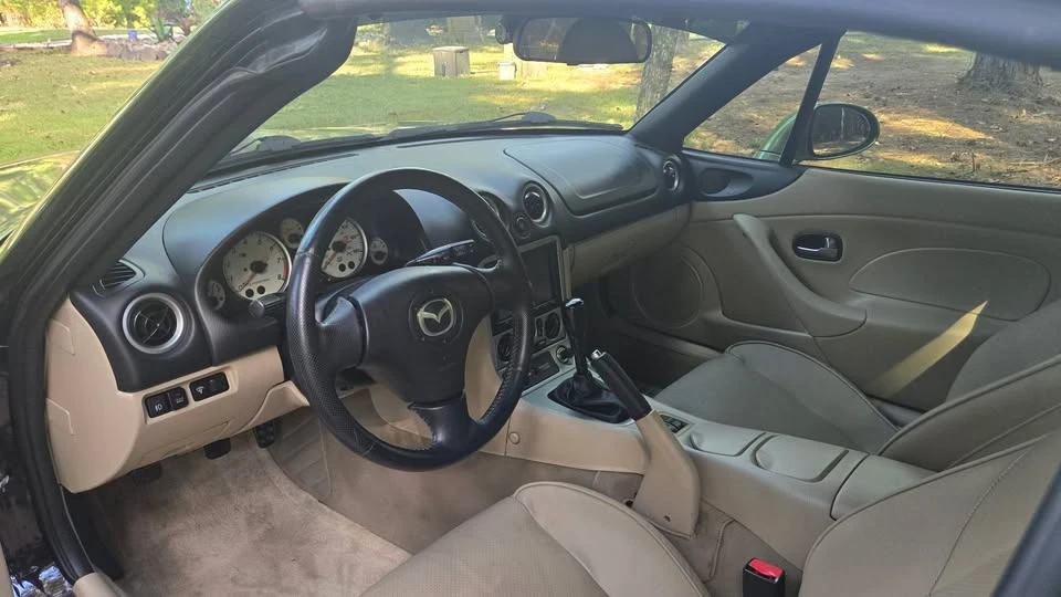 2005 Mazda NB MX-5 Miata - Image 9 of 18