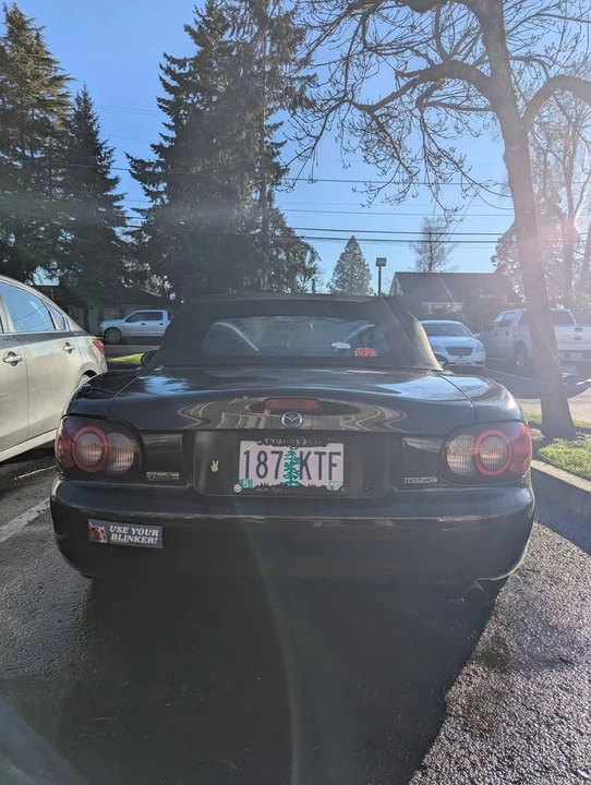2005 Mazda NB MX-5 Miata - Image 5 of 17