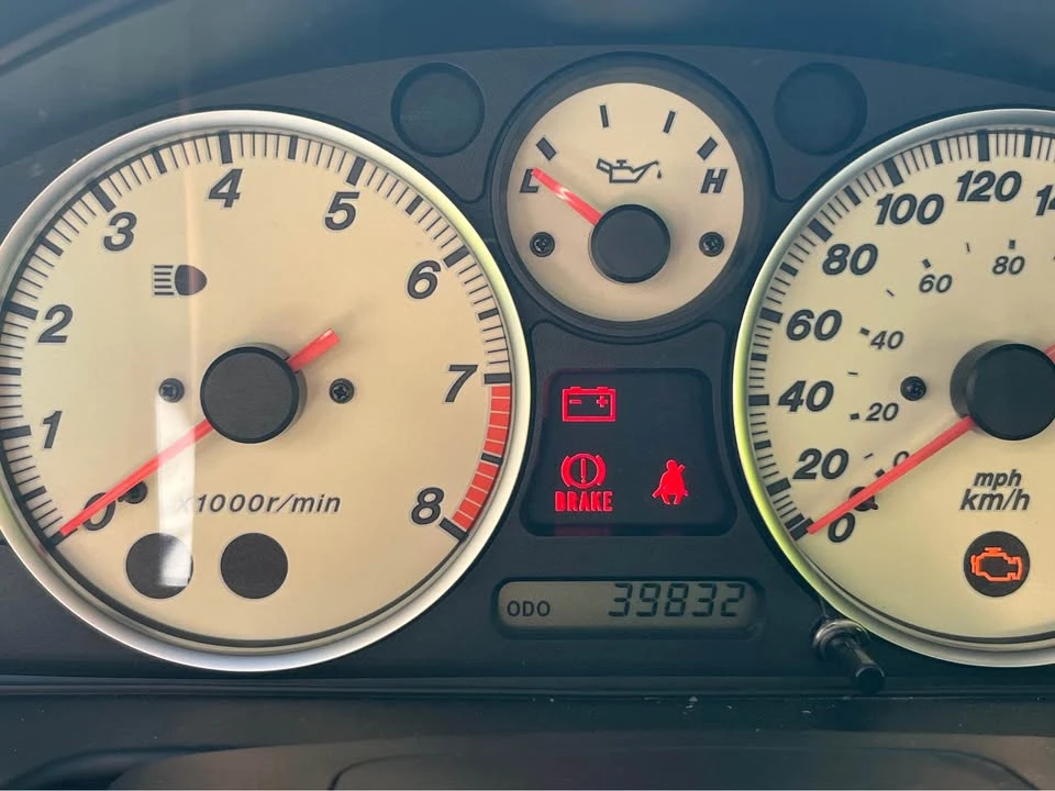2005 Mazda NB MX-5 Miata - Image 4 of 15