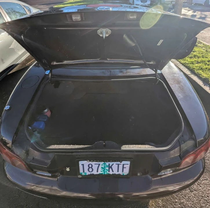 2005 Mazda NB MX-5 Miata - Image 6 of 17