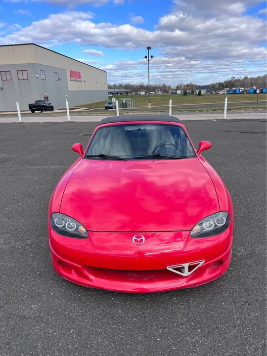 2005 Mazda NB MX-5 Miata - Image 4 of 19