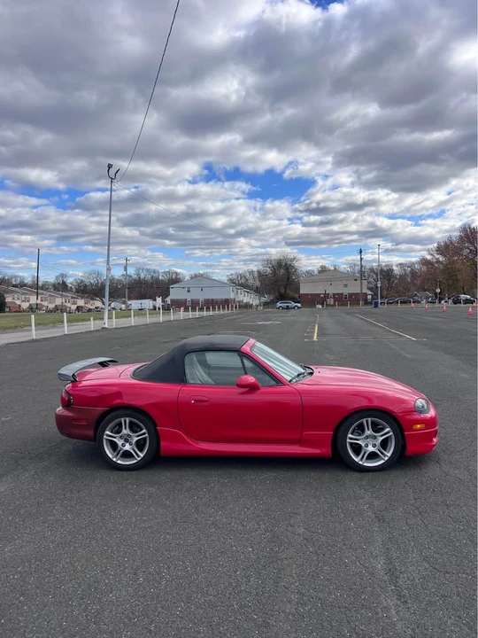 2005 Mazda NB MX-5 Miata - Image 5 of 19