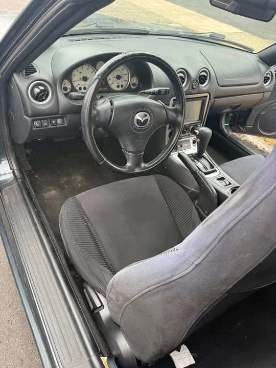 2005 Mazda NB MX-5 Miata - Image 6 of 10