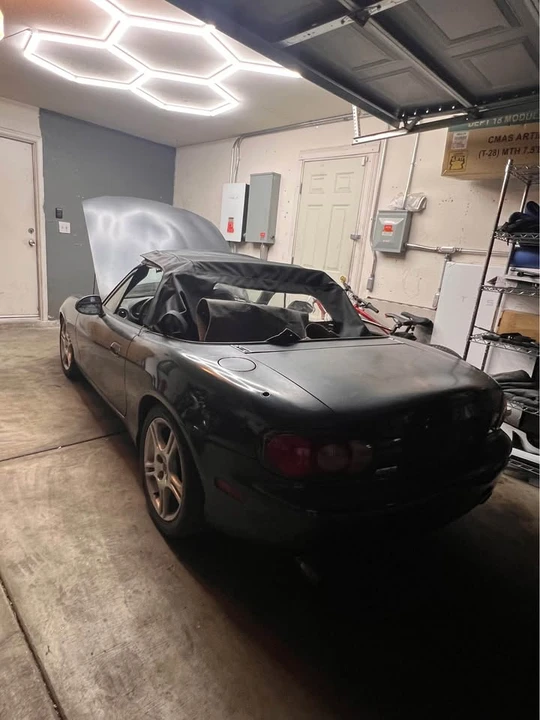 2005 Mazda NB MX-5 Miata - Image 2 of 5