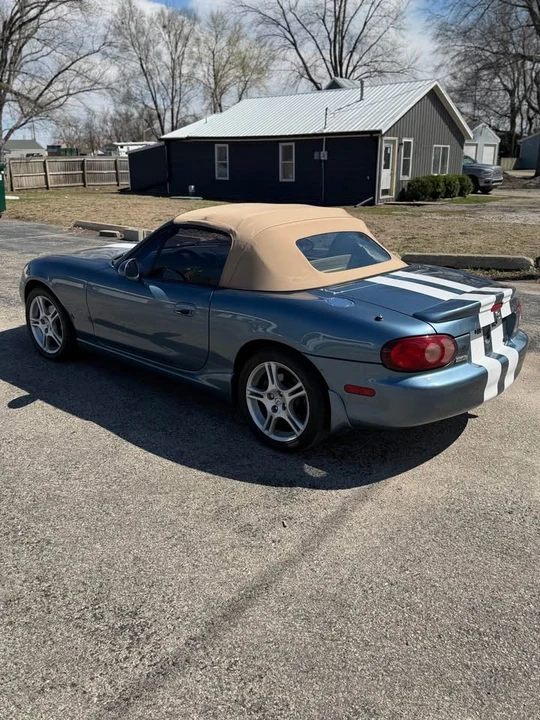 2005 Mazda NB MX-5 Miata - Image 4 of 12