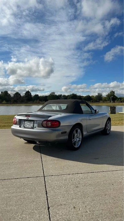 2005 Mazda NB MX-5 Miata - Image 9 of 9