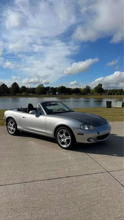 2005 Mazda NB MX-5 Miata - Image 3 of 9