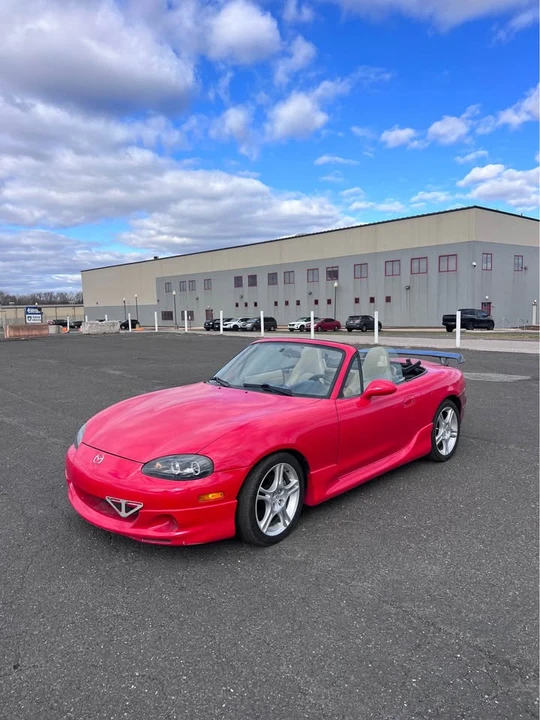 2005 Mazda NB MX-5 Miata - Image 10 of 18