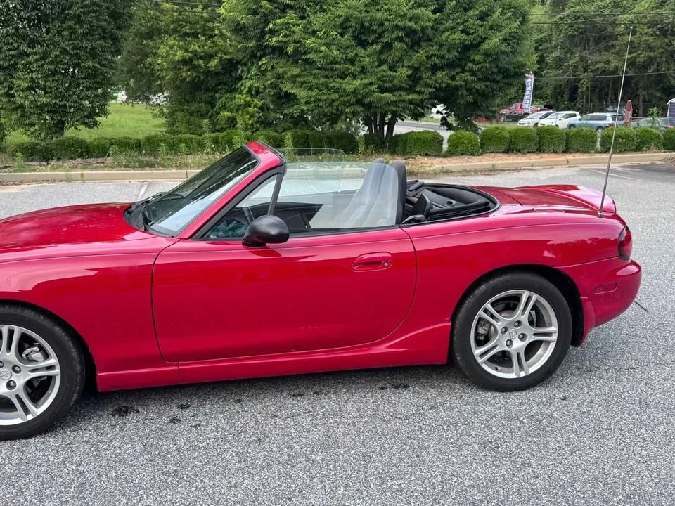 2005 Mazda NB MX-5 Miata - Image 13 of 13