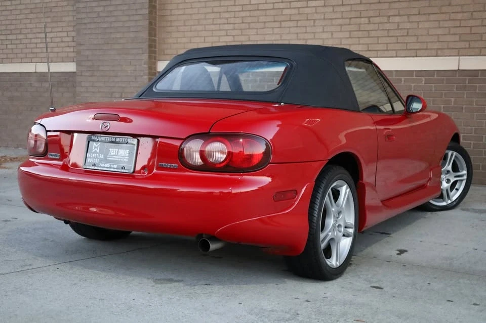 2005 Mazda NB MX-5 Miata - Image 6 of 19