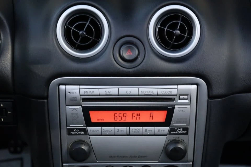 2005 Mazda NB MX-5 Miata - Image 15 of 19