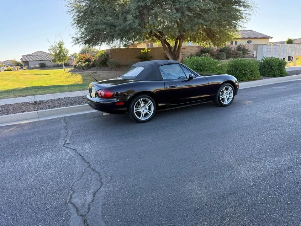 2005 Mazda NB MX-5 Miata - Image 2 of 12