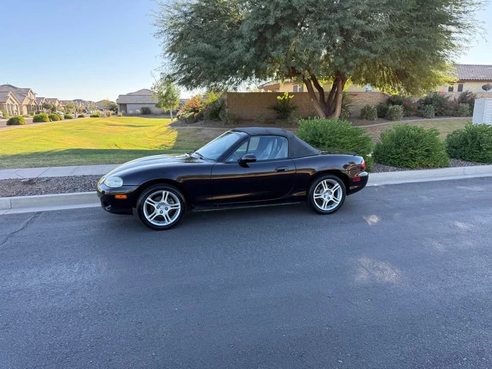 2005 Mazda NB MX-5 Miata - Image 9 of 12
