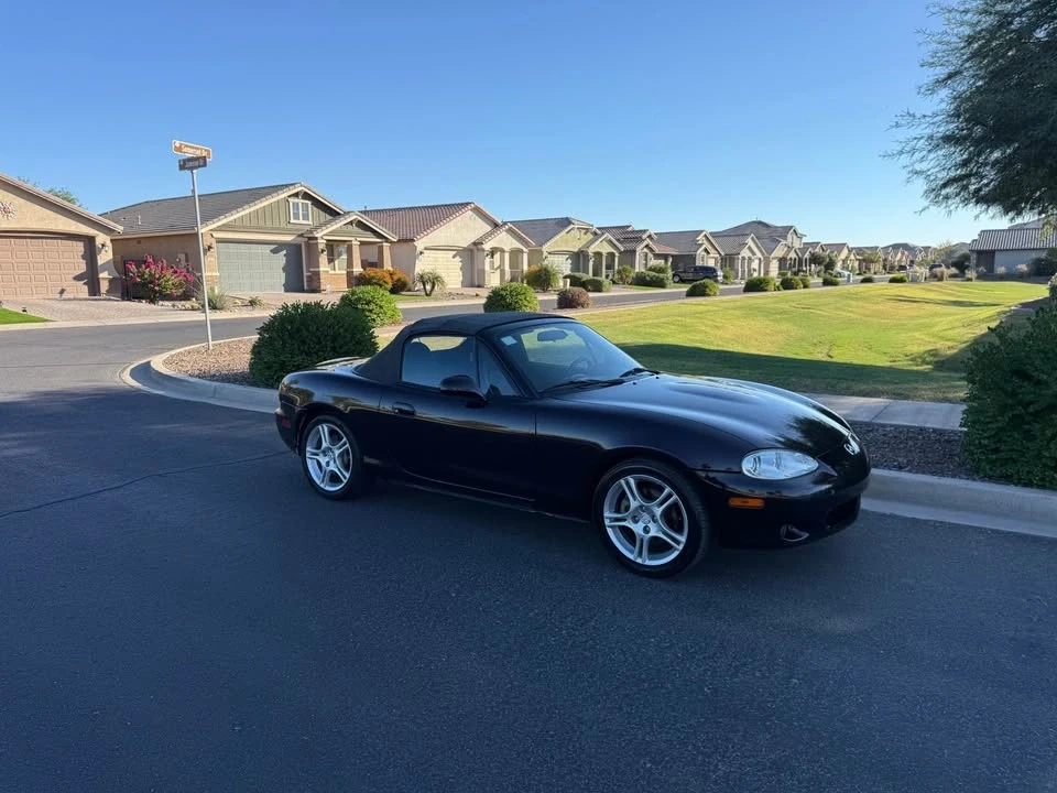 2005 Mazda NB MX-5 Miata - Image 4 of 12